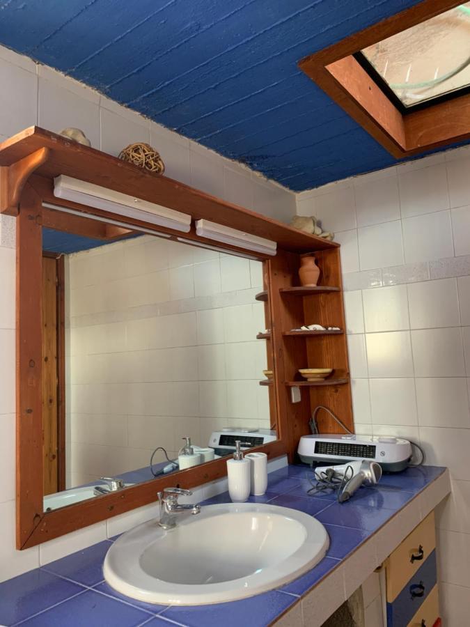 Mavilia Traditional *